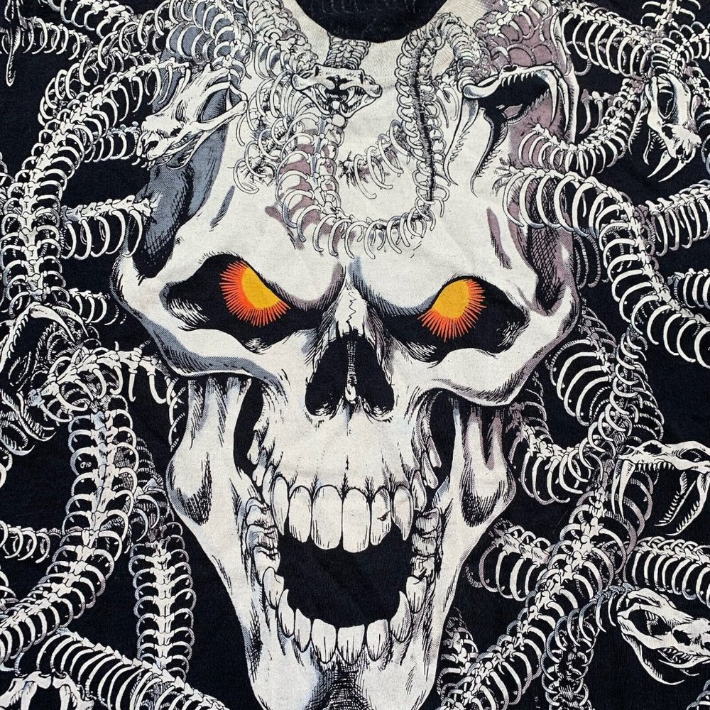 Vintage Liquid Blue Medusa Skull Single Stitch‎ T-Shirt  Snake Skeleton XL 1993 - Picture 4 of 8